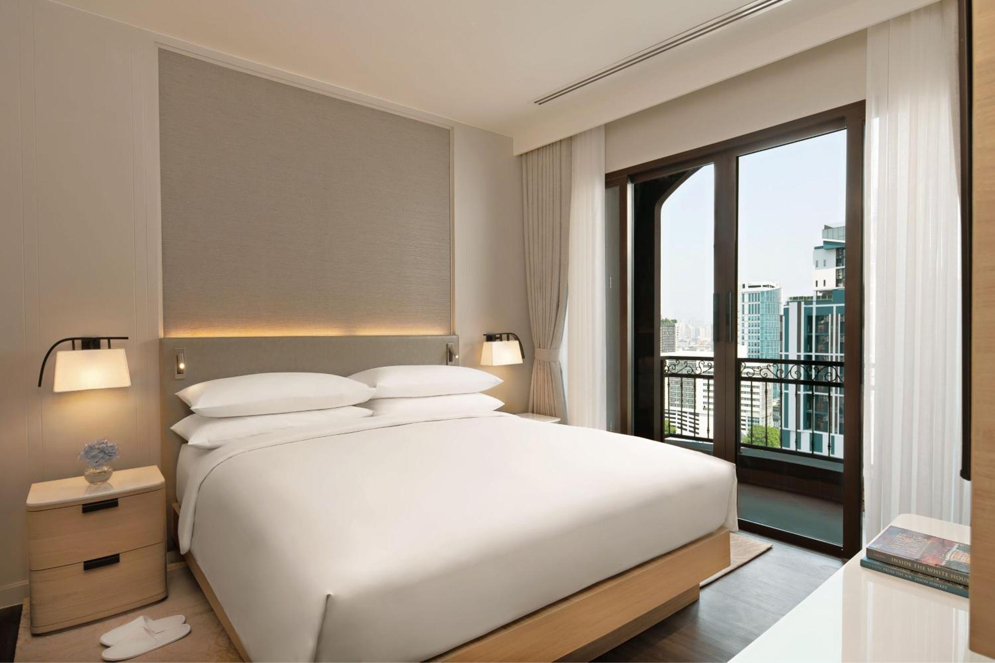 Marriott Executive Apartments Bangkok, Sukhumvit 101 Exterior photo