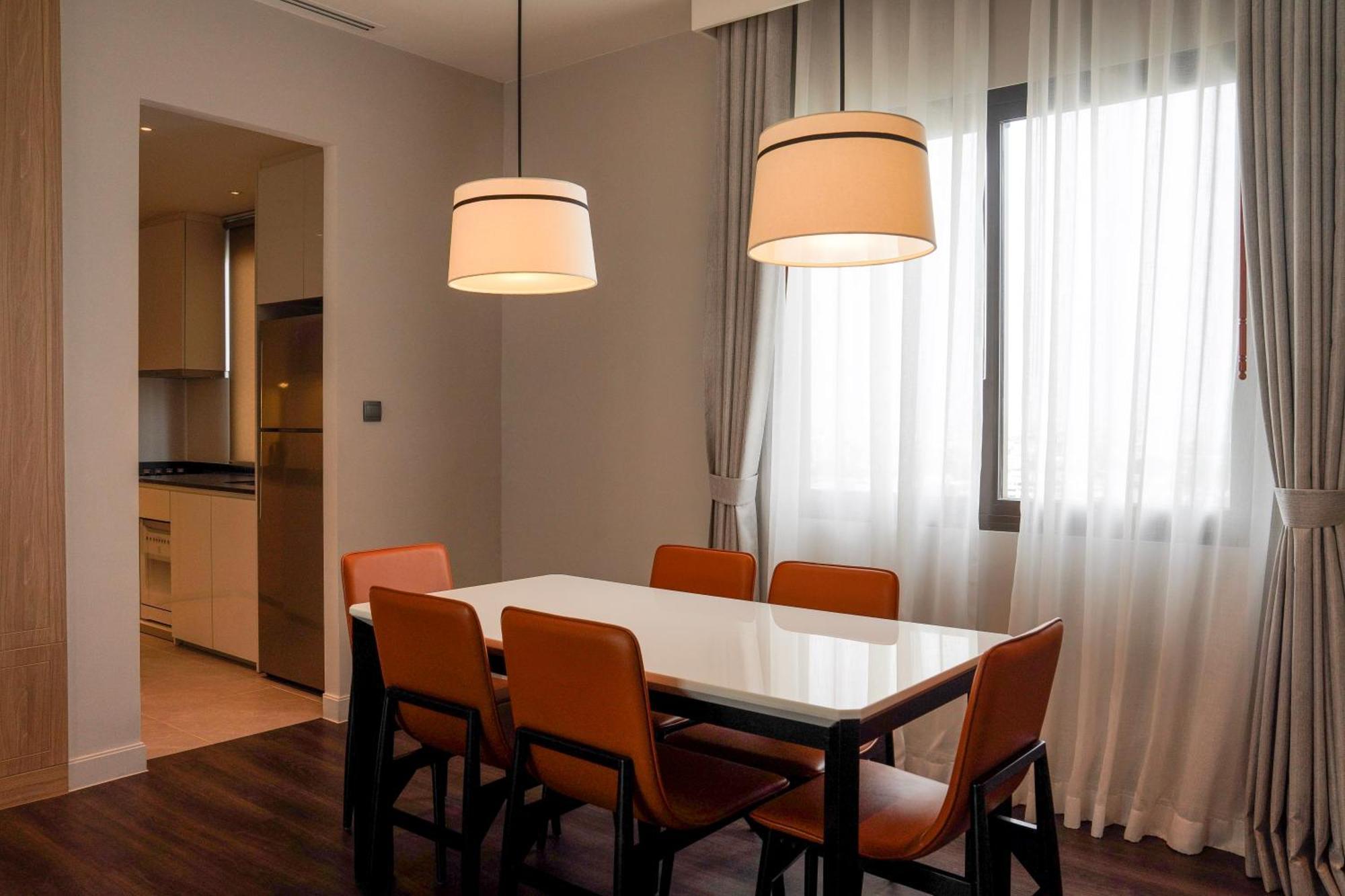 Marriott Executive Apartments Bangkok, Sukhumvit 101 Exterior photo