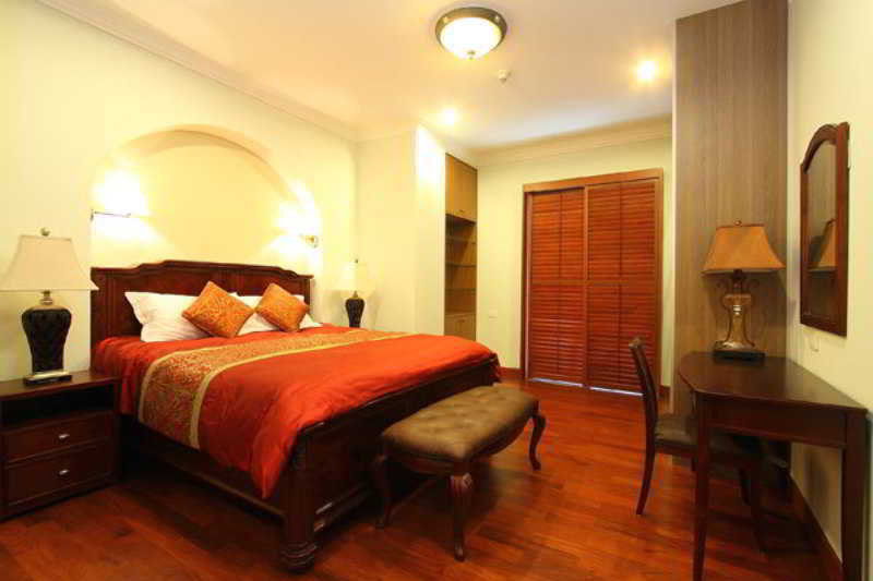 Marriott Executive Apartments Bangkok, Sukhumvit 101 Exterior photo